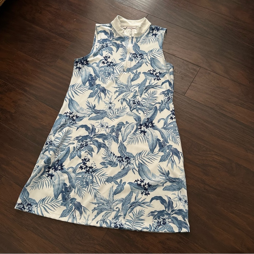 Sleeveless Blue and White Tropical Dress